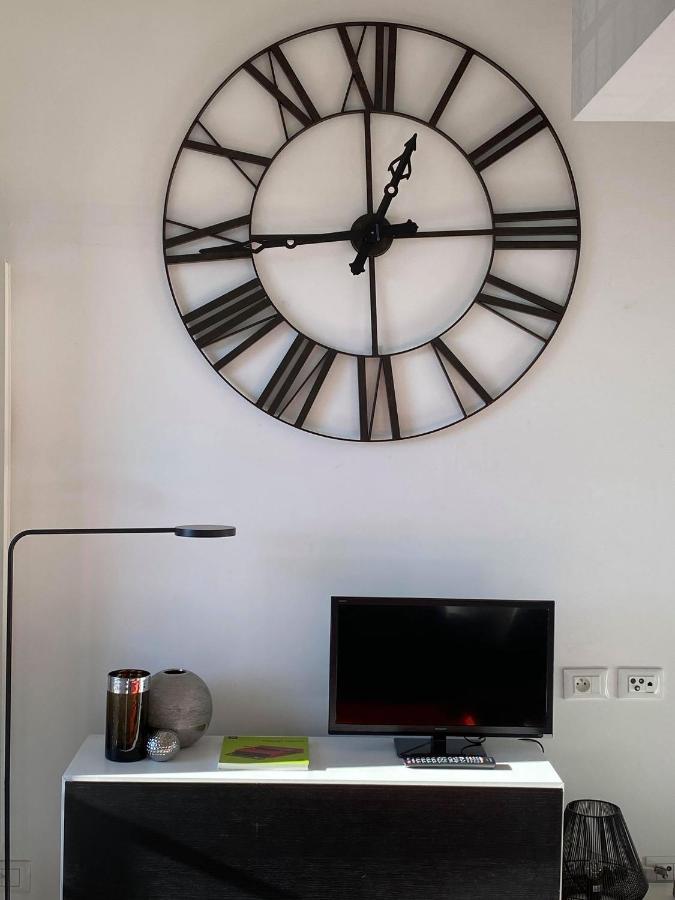 Superbe Studio Au Centre De Vence Appartamento Esterno foto